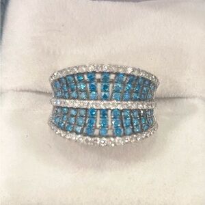 Effy 14k white gold and blue stone ring size 7
